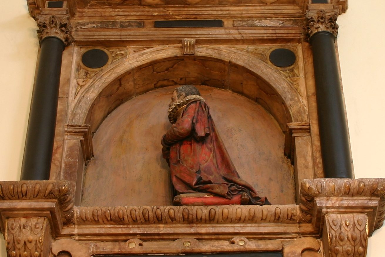 Robert Balthrope's funeral monument, St Bartholomew's Hospital, London - 02.JPG